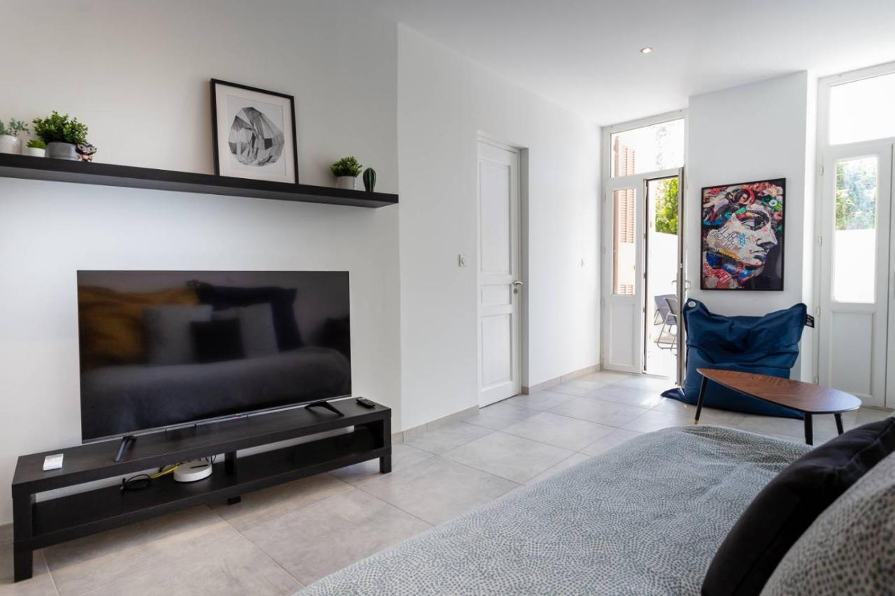 Maxbnb - Climatise - Grand Studio 37M2 & Terrasse 30M2 - Est Toulon Luaran gambar
